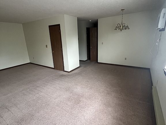 5th image of 700 S Holden St #12
