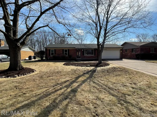 48065 Fuller Rd, Chesterfield, MI 48051