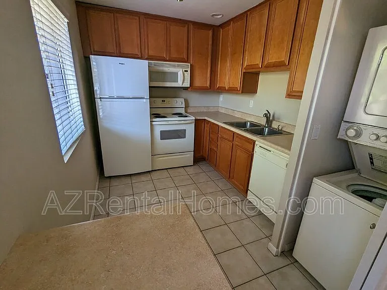 4354 N 82nd St #281 — Photo 8