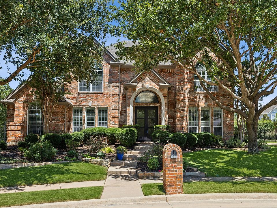 1st image of 4704 Saint Clair Ct