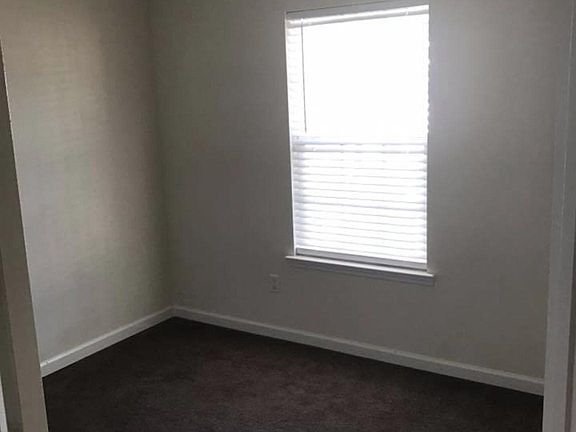 5th image of 2616 Oakmont Dr