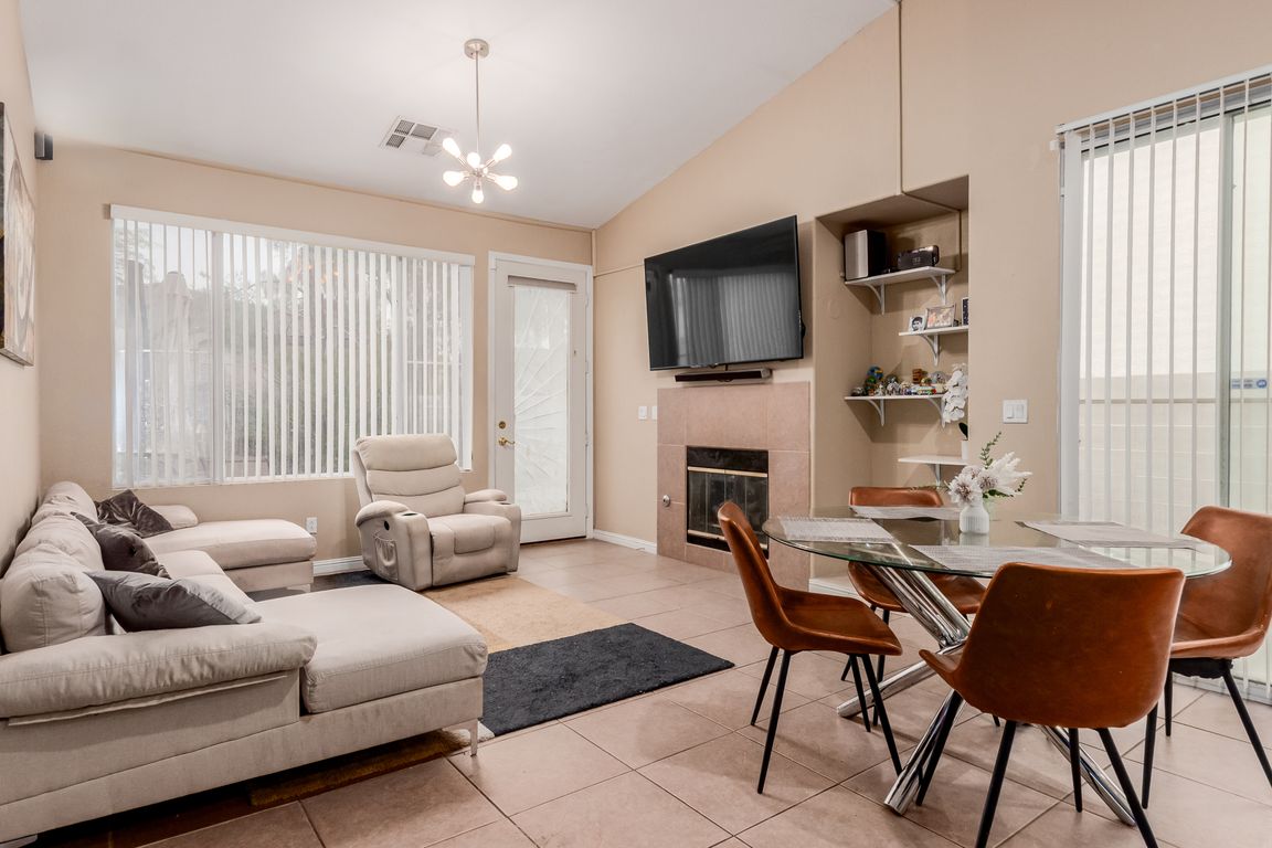 next background image