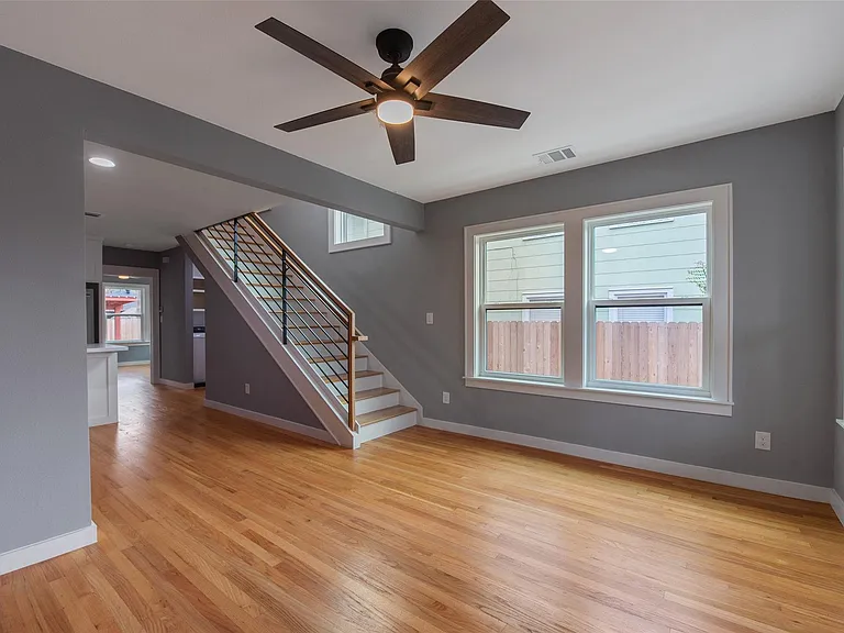 1459 Munger St — Photo 8