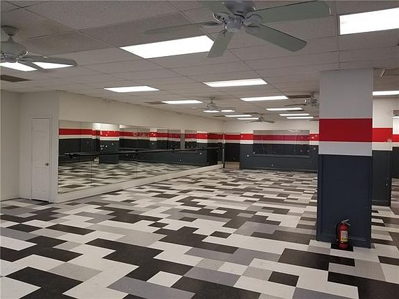 5th image of 2309 Clearview Pkwy #2