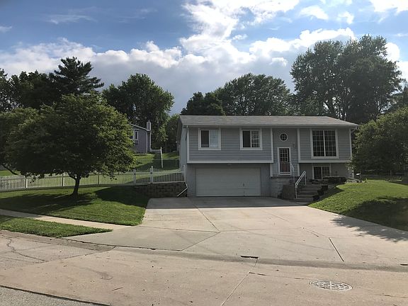 2nd image of 7712 S 76th Ave