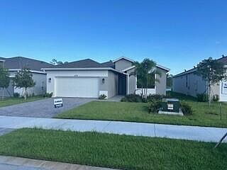 2nd image of 6741 SE Park Trace Drive