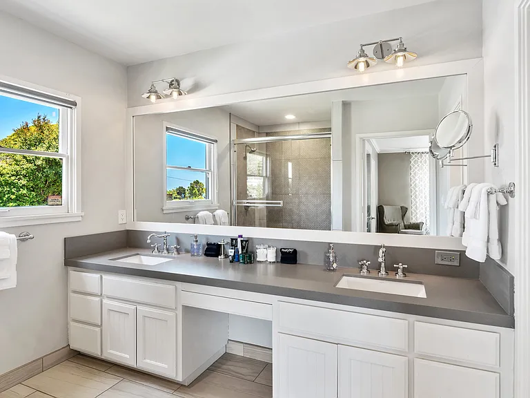 2363 Avenida De La Playa — Photo 30