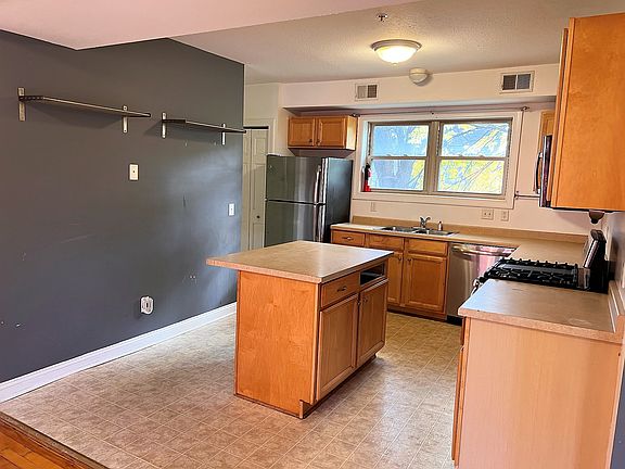 3 kitchen difft angle_10212022