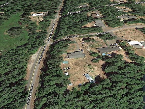 4th image of 10 E Jarrett Dr