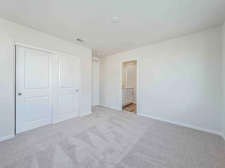 466 Meyer Pl — Photo 25