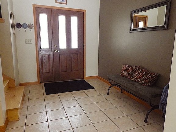 5th image of 129 Dandelion Ln