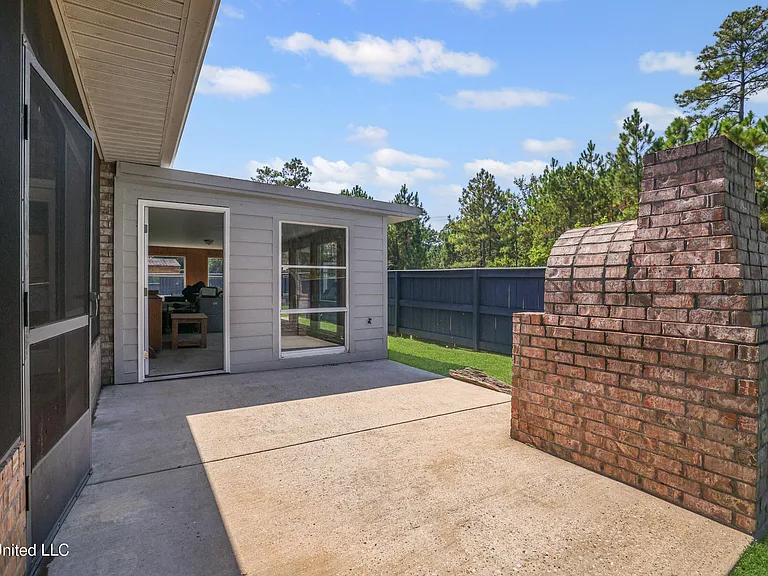 15301 Parker Rd — Photo 54