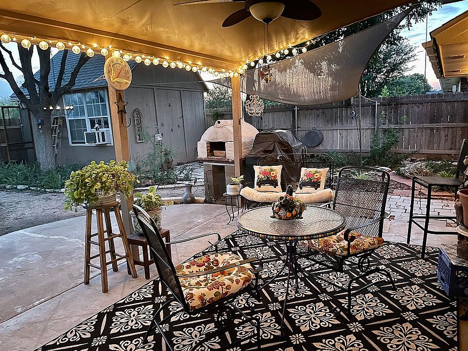 Peaceful back patio