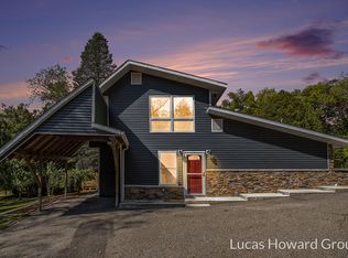 10960 N 43rd St, Hickory Corners, MI 49060