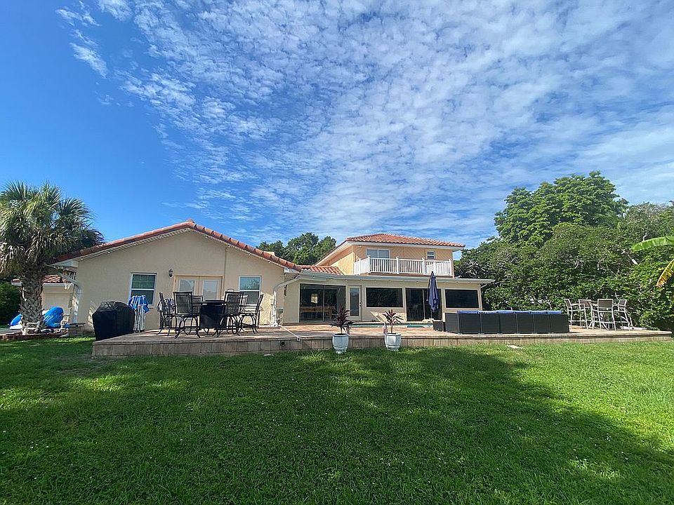 1st image of 9024 Baywood Park Dr