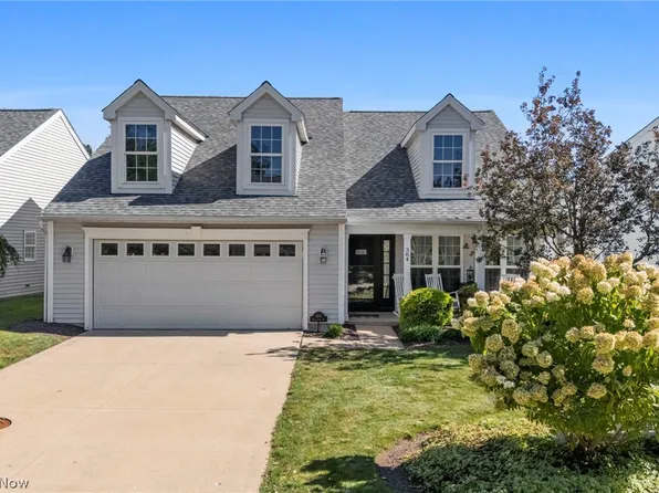 384 Clearbrook Dr, Avon Lake, OH 44012