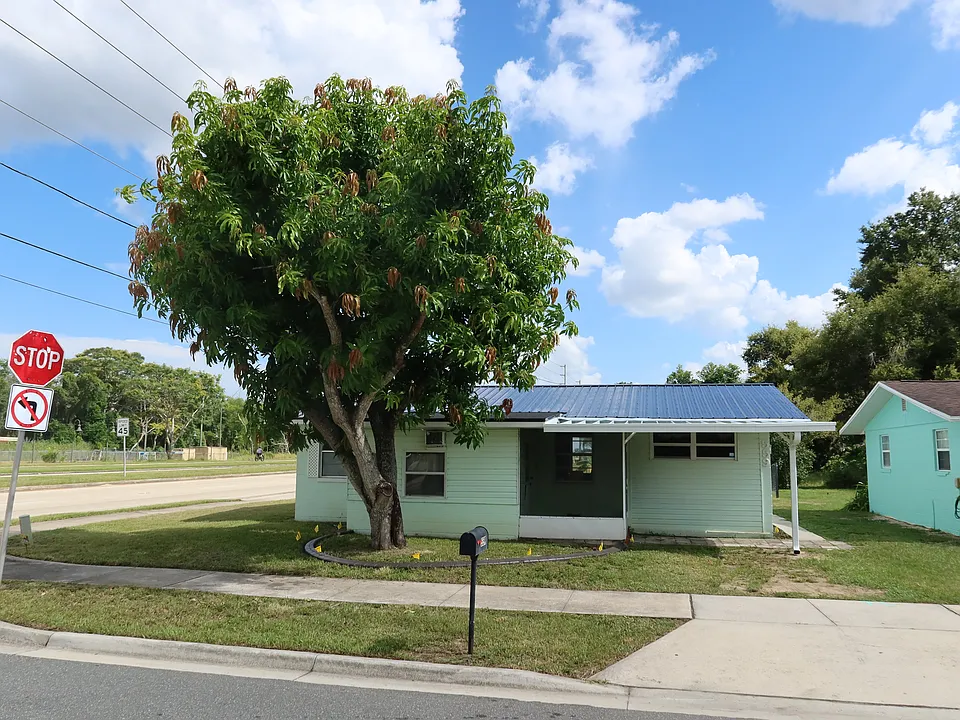 559 Nasturtium Ave