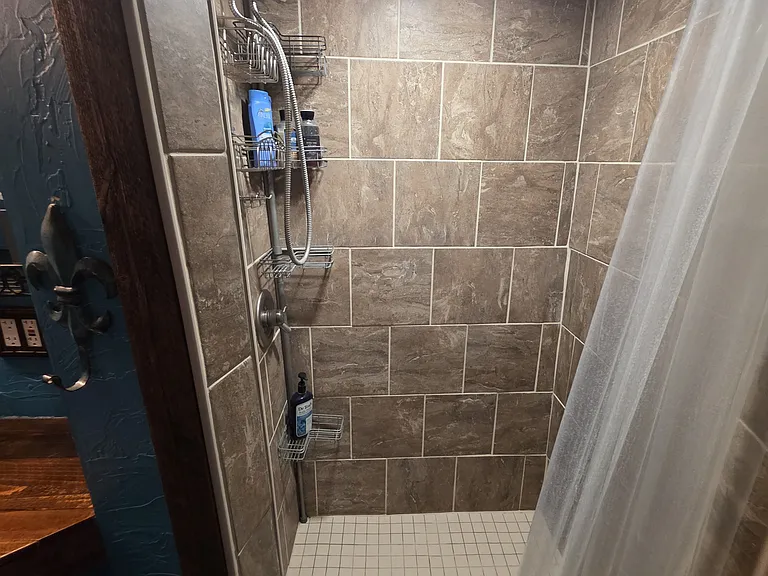 390 Meadowlark Rd — Photo 18