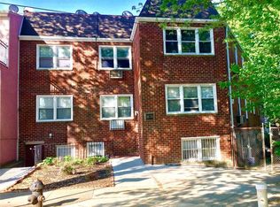 58-16 85th St #1E, Middle Village, NY 11379