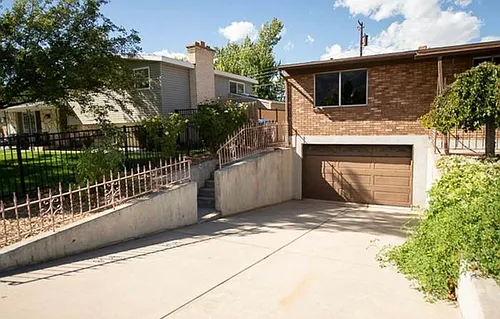 1647 N 1450 W Photo 1