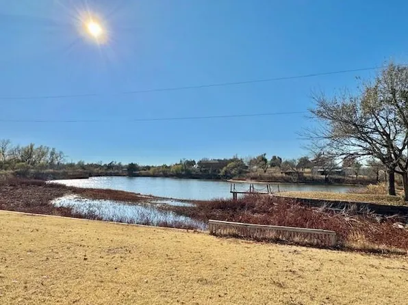 1903 Lake View Dr #7, Perry, OK 73077