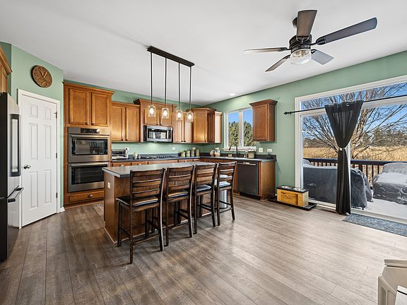 4th image of 3 Birchwood Ct