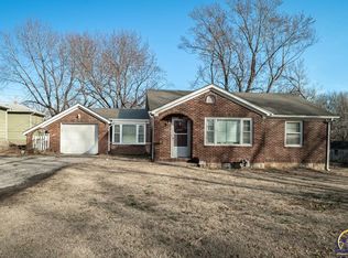 3104 SE Colorado Ave, Topeka, KS 66605