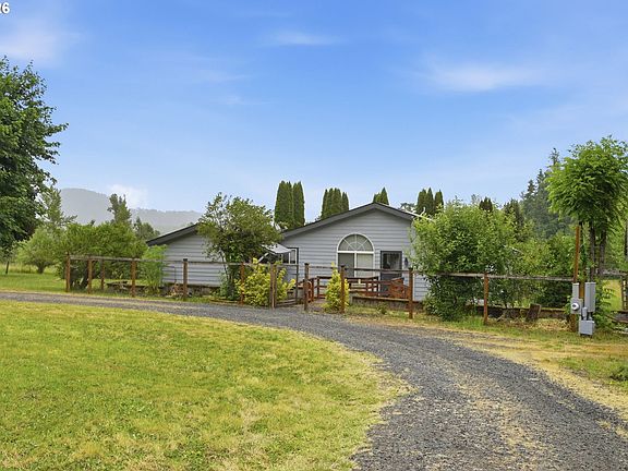 2nd image of 31332 Camas Swale Rd