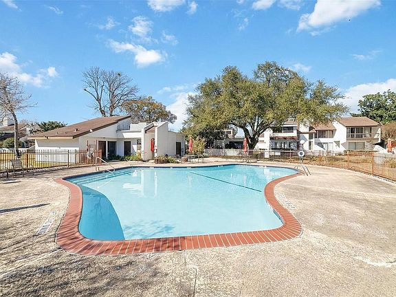 2nd image of 7655 S Braeswood Blvd APT 47