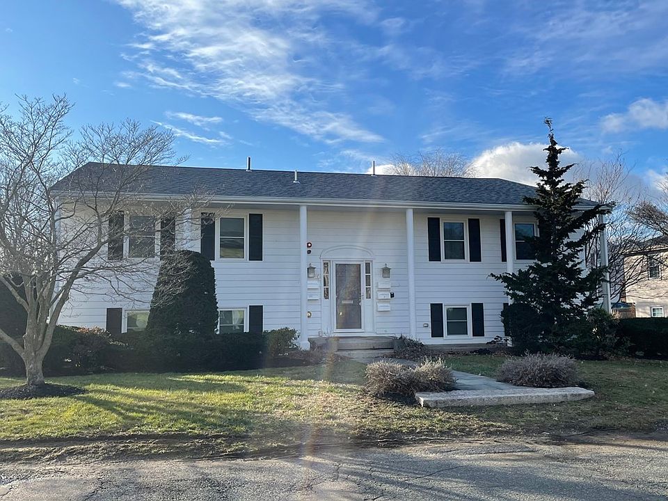 1st image of 30 Elmwood Park
