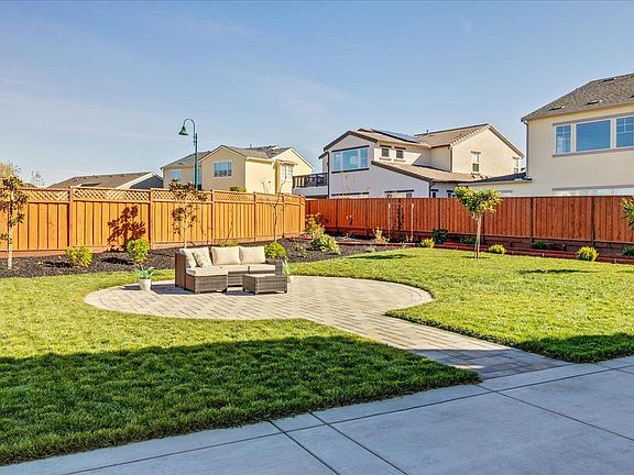 3rd image of 499 Bonte Ct