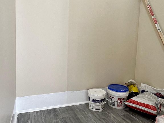 or option to have private W&D hook-ups here