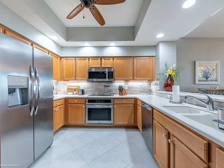 3313 Sunset Key Cir #402 — Photo 7