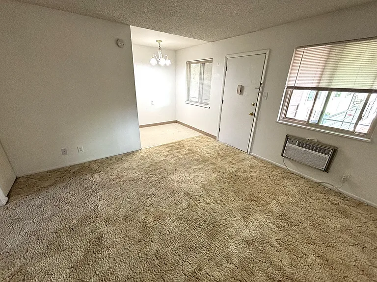 Taylor St Apartment — Photo 26