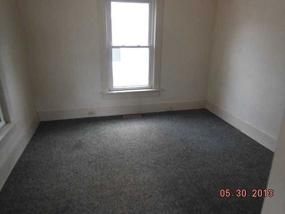 4th image of 107 W College Ave