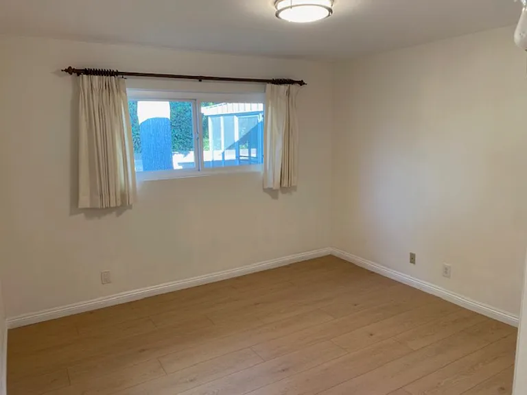 612 N Maryport Ave — Photo 6
