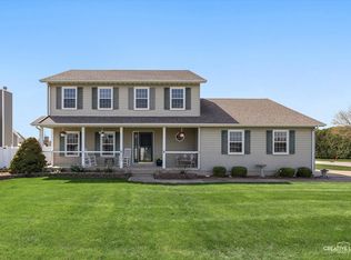 1345 William St, Sycamore, IL 60178