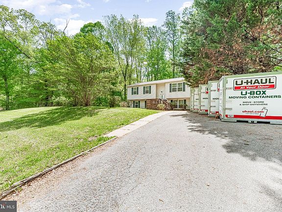 3rd image of 3035 Mandela Ct