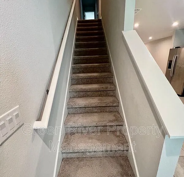 5953 Creekside Crossing Dr — Photo 16