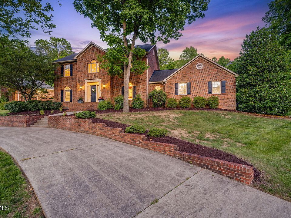 1st image of 1005 Huntington Ct