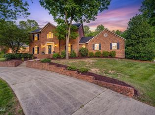 1005 Huntington Ct, Kingsport, TN 37660