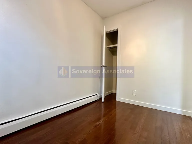 386 Manhattan Ave #14 — Photo 5
