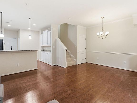 5th image of 4716 Dane Ridge Cir