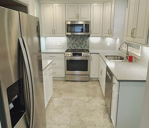 5th image of 209 Knoll Crest Dr