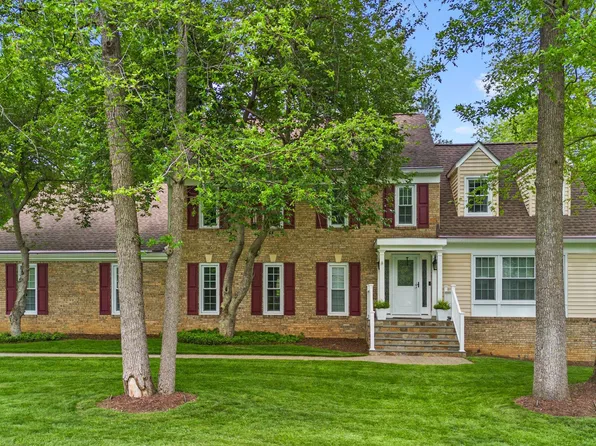 4636 Cherry Valley Dr, Rockville, MD 20853