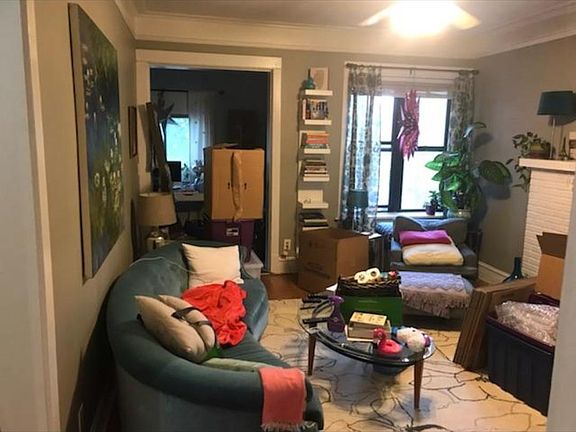 4th image of 1514 W Bryn Mawr Ave #3