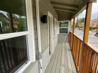 1515 Myra Ave #1515, Los Angeles, CA 90027