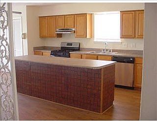3rd image of 1953 Green Oak Dr