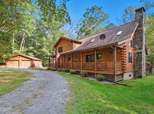 27 The Glade, Damascus, PA 18415