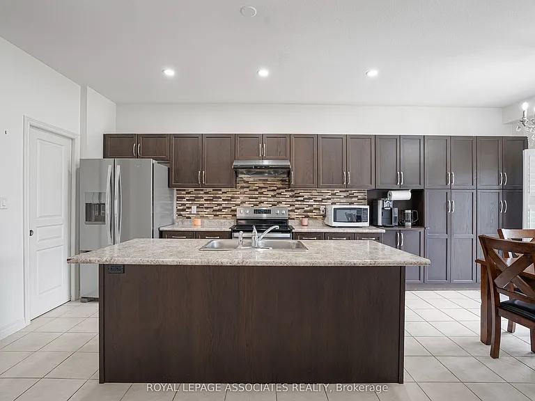 6117 Eaglewood Dr — Photo 10